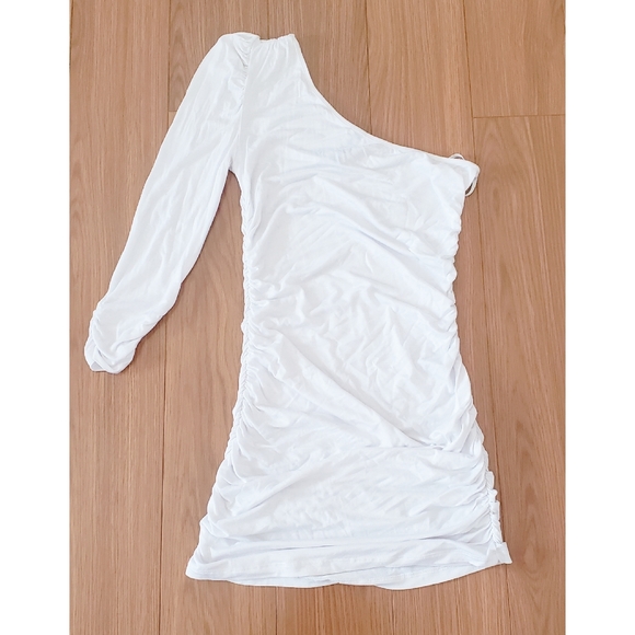 Dresses & Skirts - White one-sleeve Mini Dress
